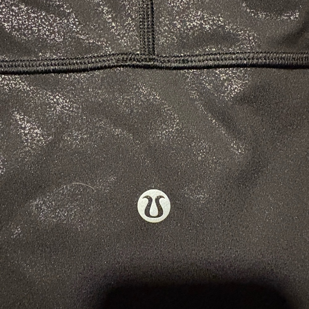 Excellent Condition. Lululemon Align High Rise Cropped 21” Leggings - Picture 2 of 5